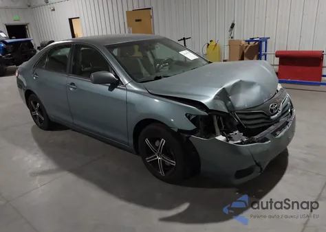 2011 Toyota Camry Le z USA, uszkodzony, nr VIN 4T1BF3EK9BU712680